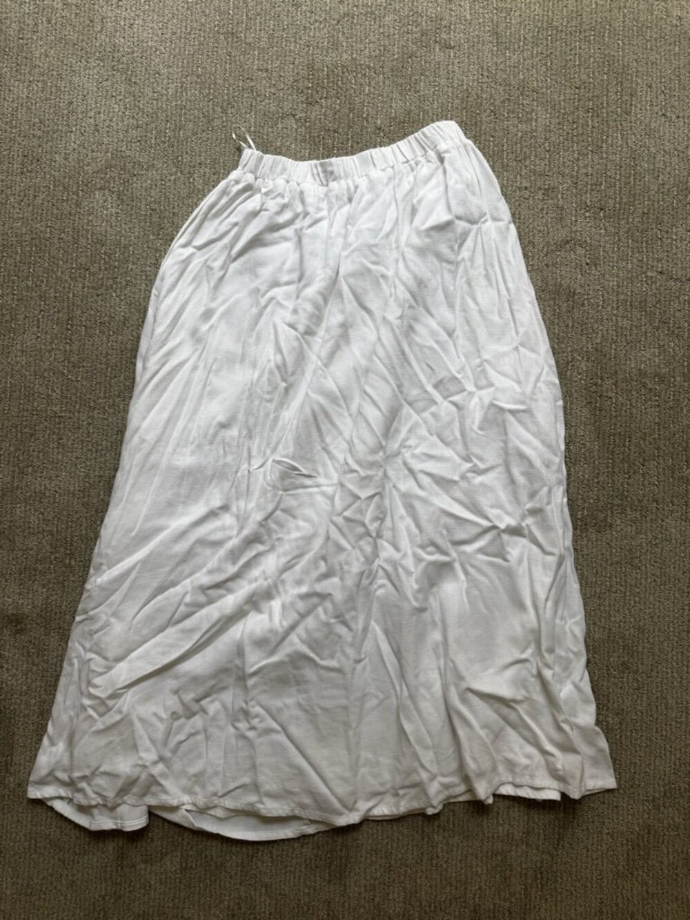 Urban Sport White Flowy Maxi Skirt - Small